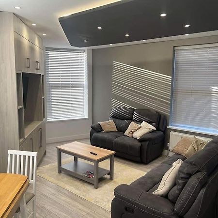 1 Bedroom Flat, Fully Furnished Kingston upon Hull Extérieur photo